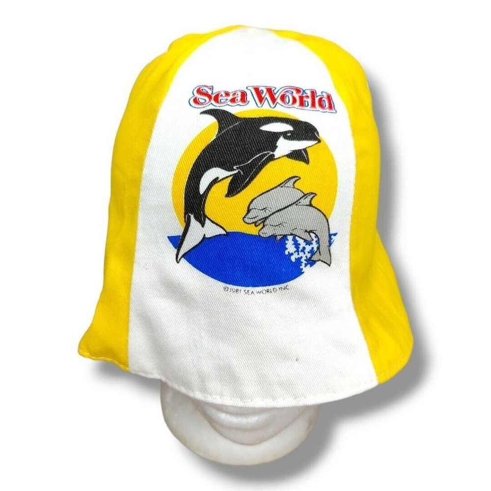 Vintage Sea World Shamu Kids Hat White Yellow Hong Kong 1982 New Unworn
